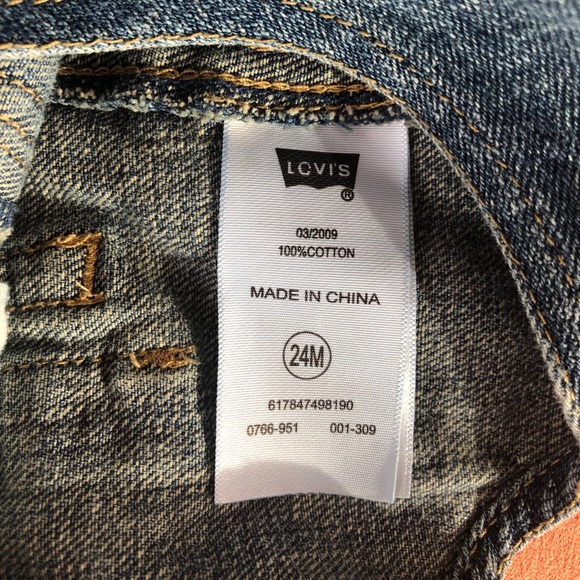 Levi’s blue jean overalls - Picture 7 of 7